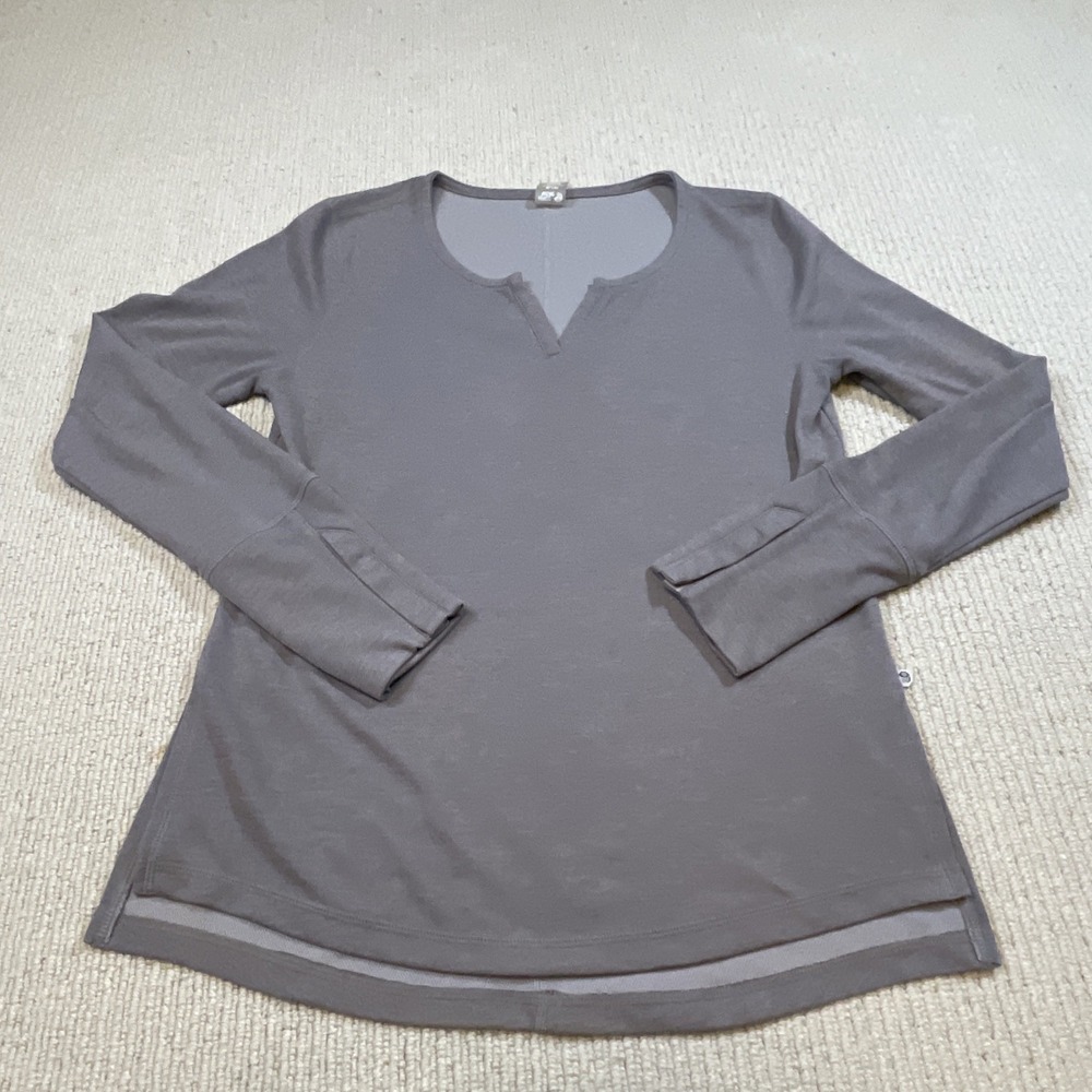 Mountain Hardwear Women's Small Daisy Chain Split Neck Long Sleeve Pullover Top
